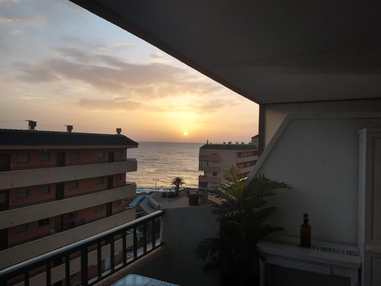 Cabo Cervera 50 M Del Mar Torrevieja Bagian luar foto